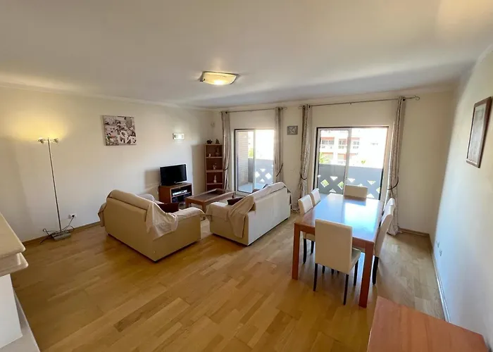 Apartmán By The With Parking And Wifi By Amcf *