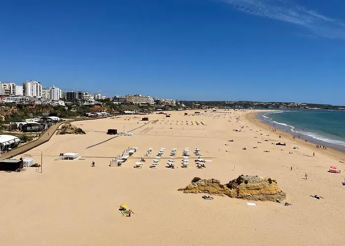 By The With Parking And Wifi By Amcf Portimão