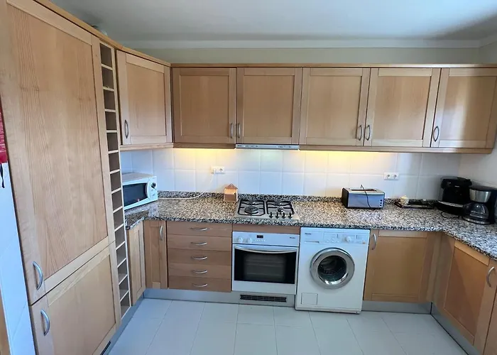 By The With Parking And Wifi By Amcf * Portimão