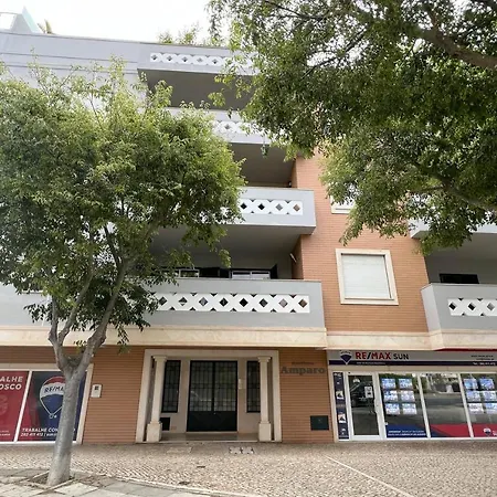 By The With Parking And Wifi By Amcf Apartment